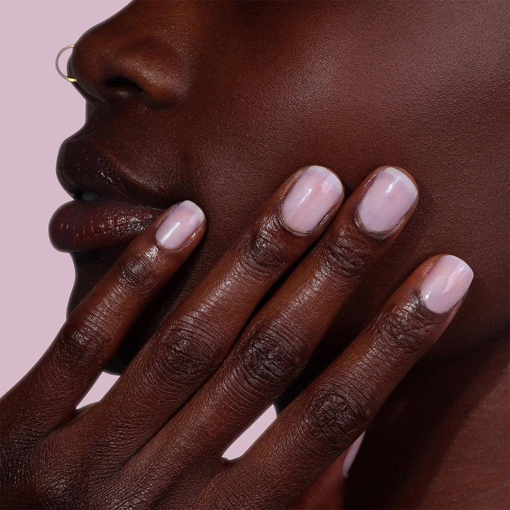 Illuminating Nail Concealer - Pink